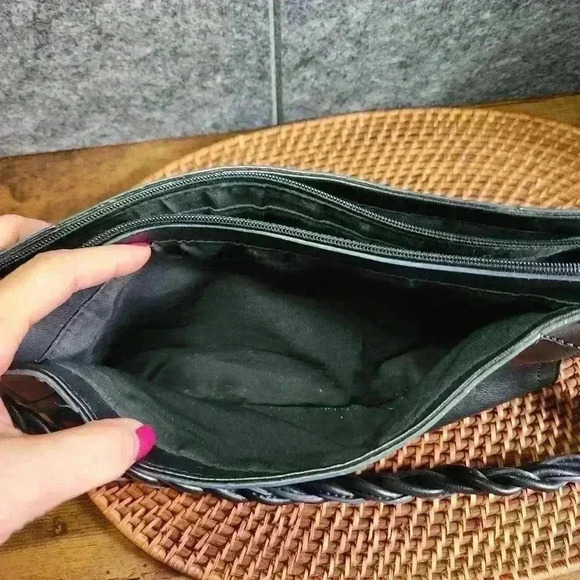 Relic black leather handbag twist braided shoulder strap, 3 sections NICE - Picture 10 of 10